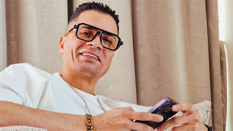 فتح مطرب المهرجانات