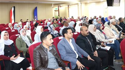 محافظ السويس يؤكد علي رؤساء الأحياء بالإستعداد لجولة الإعادة من إنتخابات النواب
