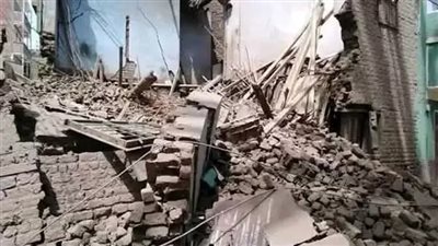 3 وفـيات وإصابتان..  بانهـيار منزل بالطوب اللبن في الأقصر