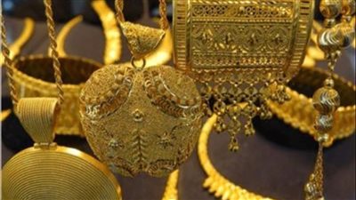 زوج يتهم زوجتة بالاستيلاء على أمواله بعد مغادرتها مسكن الزوجية
