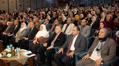 جامعة دمنهور تفتح بوابة التحول الرقمي لتمكين الاطفال ذوي الهمم.