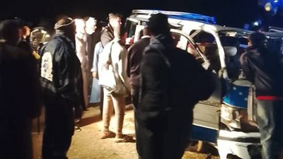 مصرع 6 أشخاص، بينهم رضيع ووالدته، وإصابة 9 آخرين بحادث مأساوي بقنا