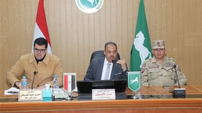 محافظ الشرقية يترأس غرفة العمليات لمتابعة انتخابات جولة الإعادة لمجلس النواب ٢٠٢٥