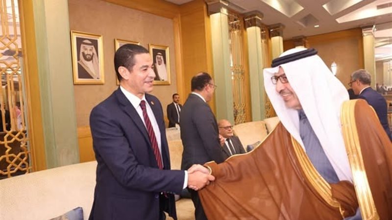 أكاديمية السادات