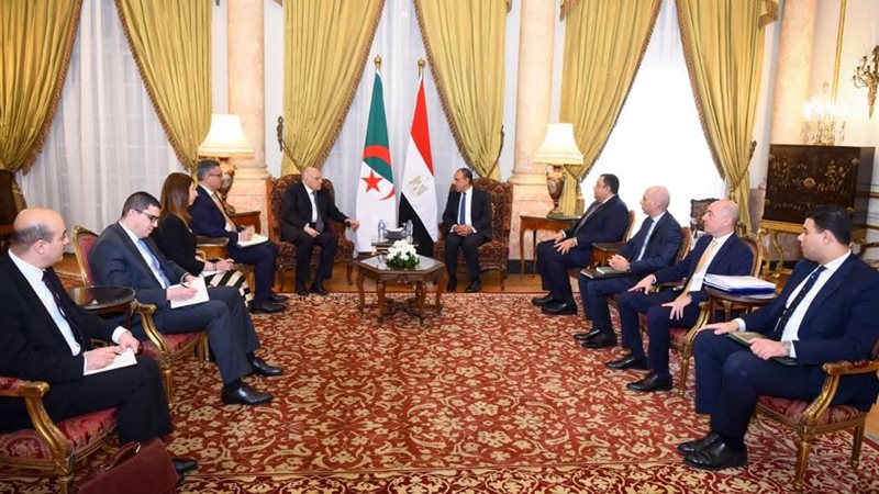 وزير الخارجية 