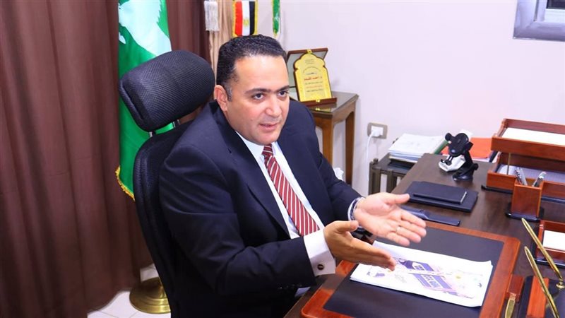 الدكتور أحمد المقدم