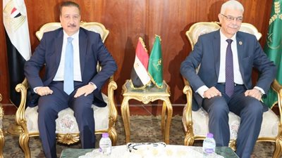 محافظ المنوفية يقدم التهنئة لجامعة المنوفية بعيدها السنوي الــ 49 