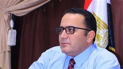 كفر صقر تتقدم ؛تحسين الطرق الترابيه لتحقيق التنميه ورفع مستوي الخدمات للمواطنين