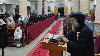 أسقف السويس يترأس تسبحه كيهك بكنيسة مارجرجس بجنيفه