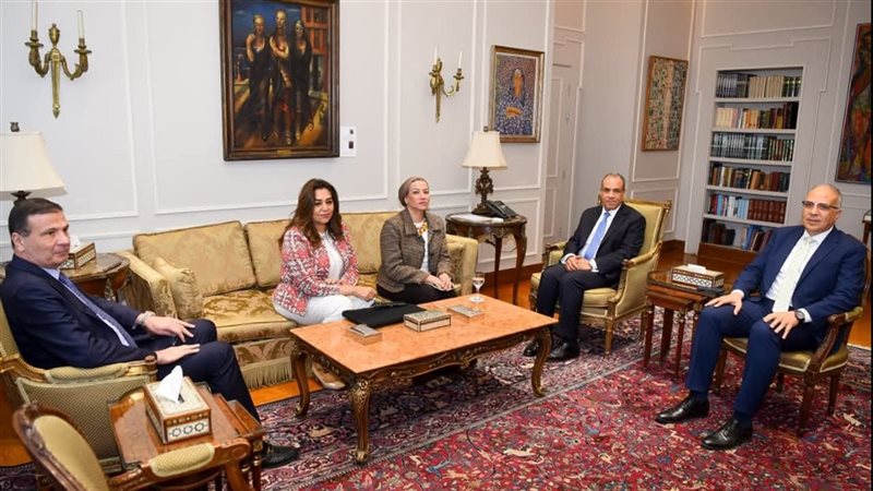 الاجتماع