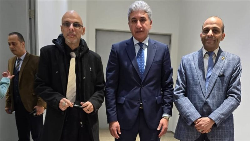 وزير السياحة