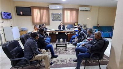 رئيس مركز ومدينة أبو النمرس بالجيزة يصدر حركة تنقلات داخل الوحدات المحلية