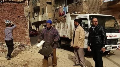 رئيس مركز ومدينة منيا القمح يواصل متابعته الميدانية لحملات النظافة والتجميل بالمدينة