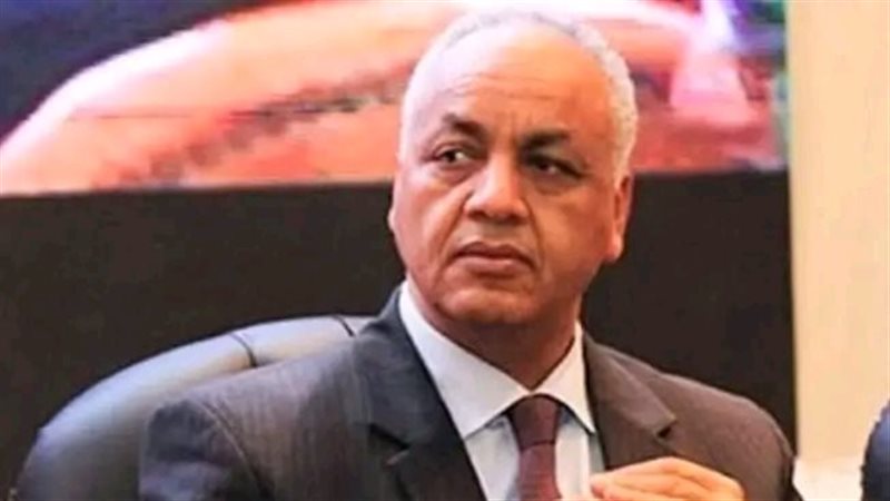مصطفي بكري 