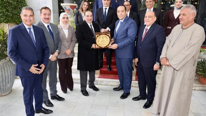 محافظ المنوفية 