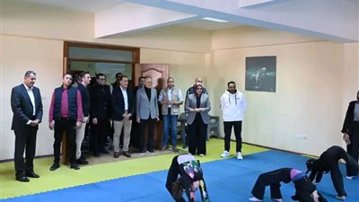  أثناء زيارته اليوم للأقصر: رئيس الوزراء يتفقد حمام السباحة الأوليمبي 