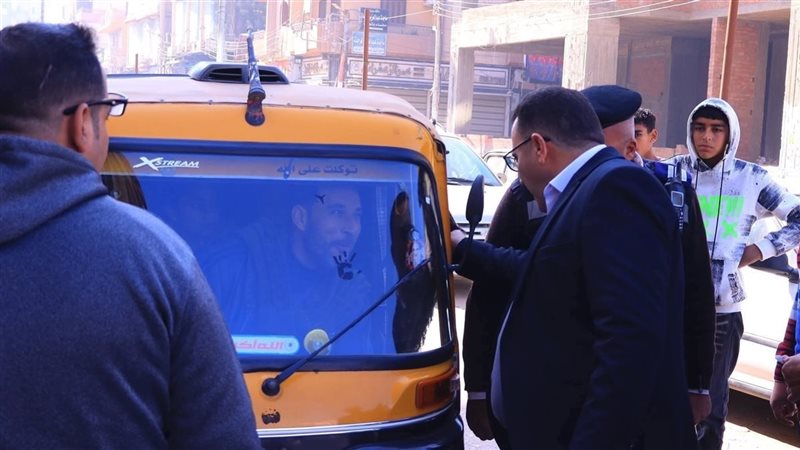 الدكتور أحمد المقدم