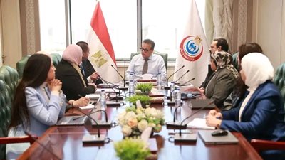 نائب رئيس مجلس الوزراء وزير الصحة يتابع مستجدات تكليف دفعة 2023 الطبية