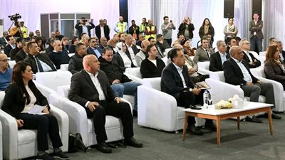 رئيس الوزراء يفتتح المرحلة الأولى من مشروع