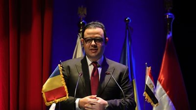 إطلاق تطبيق ذكي لخدمات معرض القاهرة الدولي للكتاب بإدارة المتطوعين الشباب