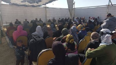 لقاء جماهيري لأهالي الشلوفة بحضور  رئيس حي الجناين ومستشار محافظ السويس 