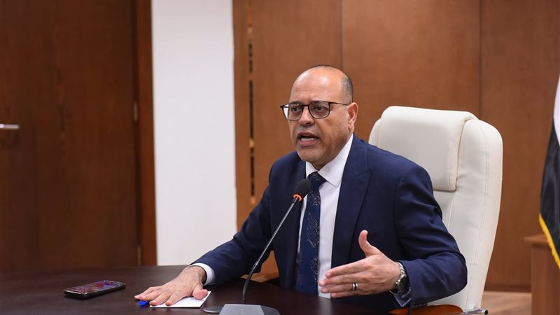 وزير العمل 