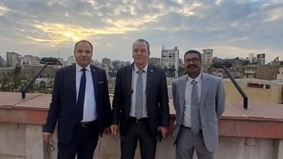 نائب رئيس جامعة طنطا يتابع جولاته الميدانية بتفقد مدينة الطالبات الوافدين