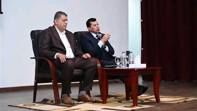 وزير الشباب والرياضة يحفز لاعبي منتخب مصر لكرة اليد للمشاركة بأمم أفريقيا