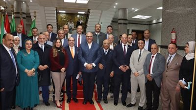 محافظ القليوبية يعقد لقاءً تعارفيًا مع أعضاء مجلسي النواب والشيوخ