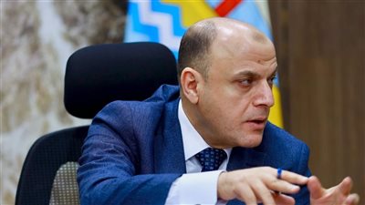 محافظ كفرالشيخ يتابع جهود تحسين الطرق بقرى الجزيرة الخضراء بمطوبس