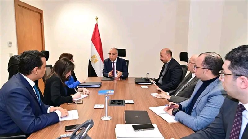 وزير الموارد المائية