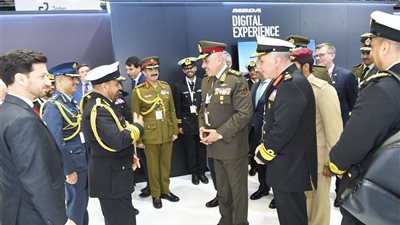 الفريق أحمد خليفة يعود لأرض الوطن عقب مشاركته بفعاليات معرض ومؤتمر الدوحة 
