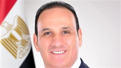  أحمد ترجم:كلمة السيسي في منتدى دافوس روجت للفرص الاستثمارية في مصر