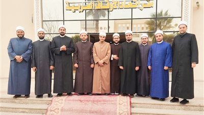 أوقاف السويس تهنيء أصحاب الفضيلة الذين تم تصعيدهم في دوري النجباء