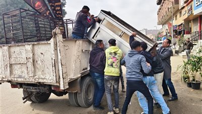 رئيس مدينة أبو النمرس بجنوب الجيزة يشن حملة إشغالات بشبرامنت