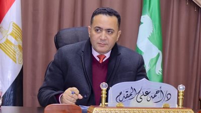 رئيس مركز كفر صقر يتفقد أعمال تطوير مدخل المدينة بناحية تليجة