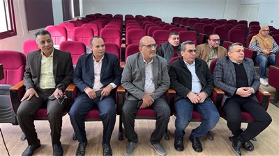 رئيس جامعة الدلتا التكنولوجية يؤكد دعم بيئة العمل وتطوير الأداء المؤسسي