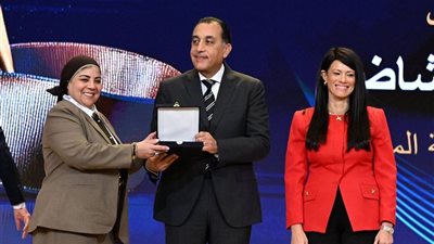 الهيئة العامة للرقابة المالية تفوز بجائزة التميز الحكومي عن فئة المدير العام