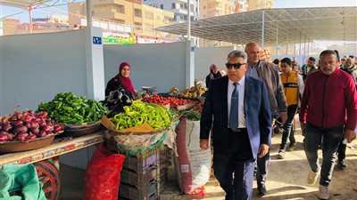 محافظ الدقهلية يتفقد سوق طلخا الحضاري