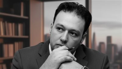 خواطر عماد السعدني بين الوضوح والغموض: رؤية للحياة والعلاقات