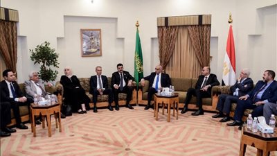 وزير العمل المصري يبحث تعزيز الإستثمارات  مع رجال الأعمال السعوديين