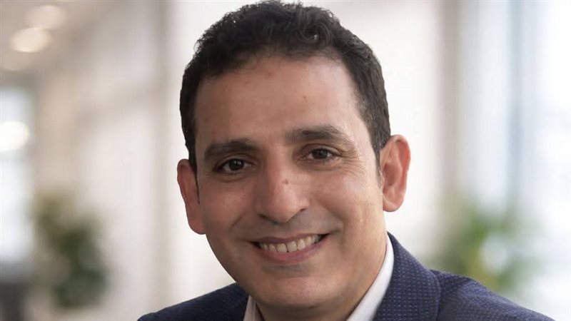 الدكتور رضا العبد
