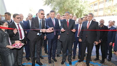 وزيرا الزراعة والتموين ومحافظة الجيزة يفتتحون معرض السلع الغذائية بمناسبة شهر رمضان