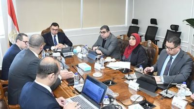 وزير الإسكان يتابع الإجراءات المتخذة لتدشين منصة تصدير العقار