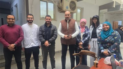 رئيس حي الهرم ينظم قافلة طبية متكاملة للموظفين
