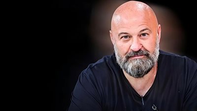 الزمالك يعلن تعيين مدير فني أجنبي جديد للفريق