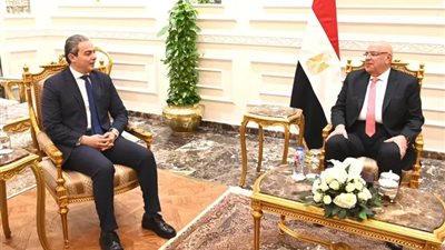 رئيس مجلس النواب يستقبل نقيب الإعلاميين بمقر المجلس في العاصمة الإدارية الجديدة