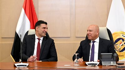  بعد أداء اليمين الدستوريةوزير الصناعة يؤكد حرص الوزارة على النهوض بقطاع الصناعة