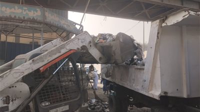 رئيس مركز ومدينة أبوالنمرس بجنوب الجيزة يشن حملة نظافة لقرى المنوات وطموه