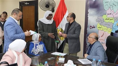محافظ القليوبية يعقد لقاءً جماهيرياً لبحث مشكلات المواطنين
